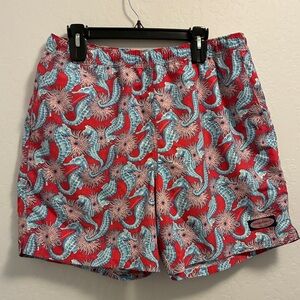 Vineyard Vines Preppy swim trunks blue